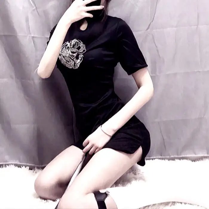 华府千秋